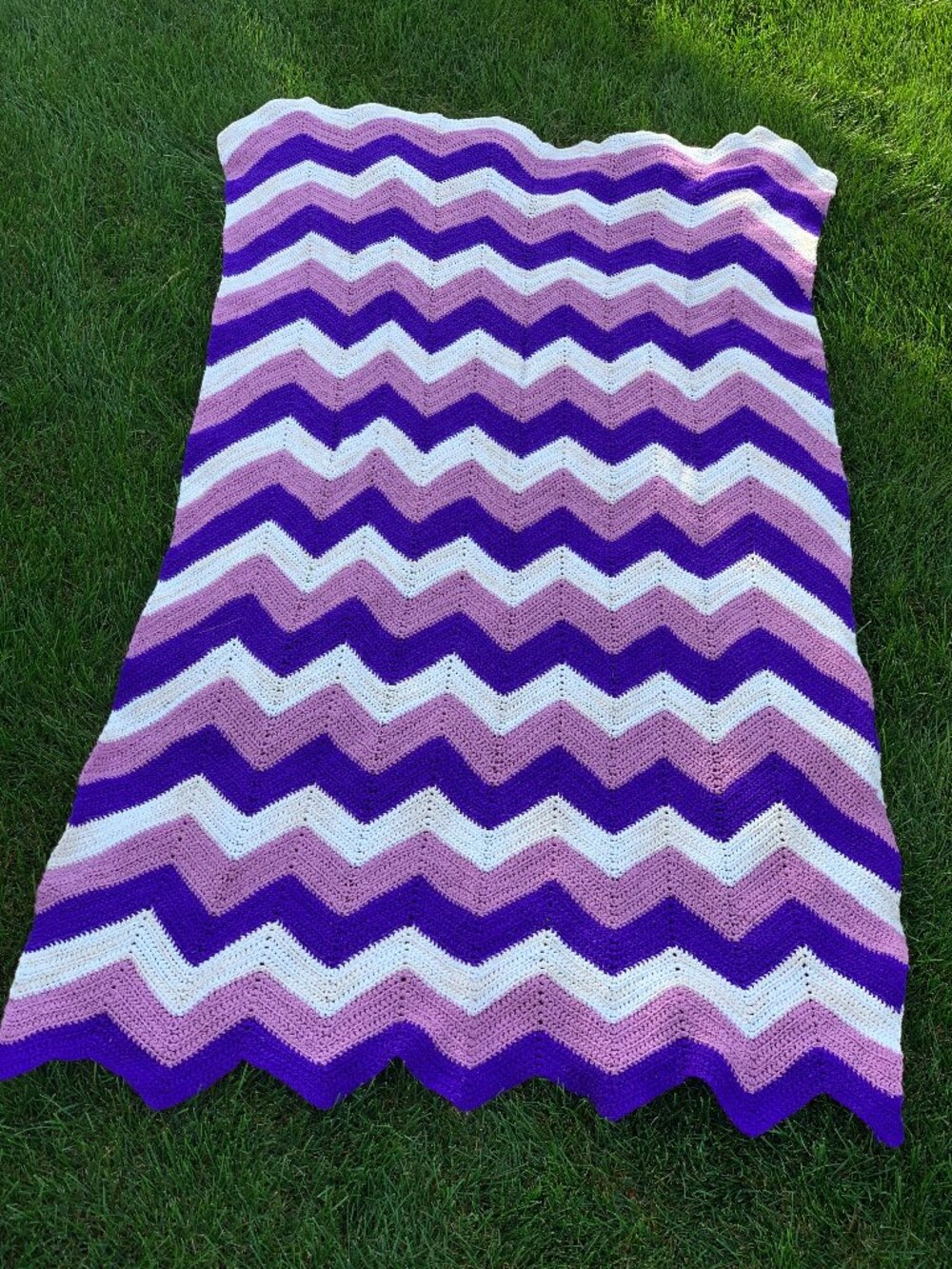 Vtg 70s Afghan Purple Crochet Chevron Hand Knit Wool Throw Boho Retro Blanket